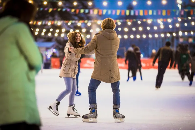 WOW: Stunning Natural Ice Rink, Nestlenook Farm in New Hampshire