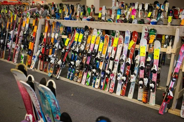 Concord Ski and Skate sale to be held at the old Sears at the Steeplegate Mall this Saturday