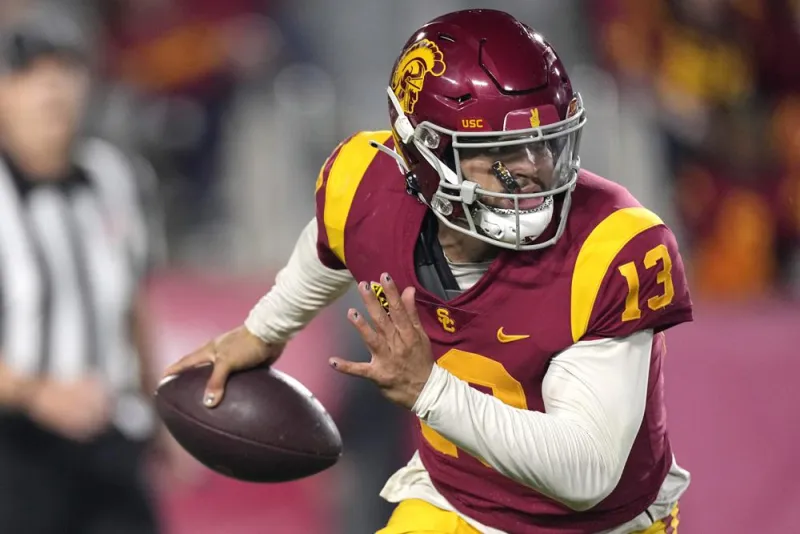 USC moves up past Ohio State in latest CFP rankings