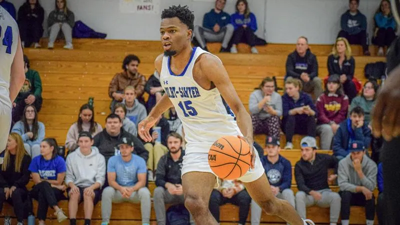 Cummings' Huge First Half and Boone's Big Second Half Pushes Chargers Past Amherst College 81-69
