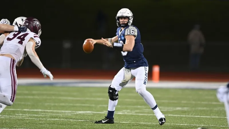 UNH set for big Saturday playoff matchup at Holy Cross