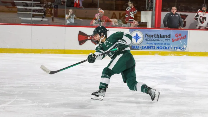 Women's Hockey Drops ECAC Hockey Tilt to St. Lawrence