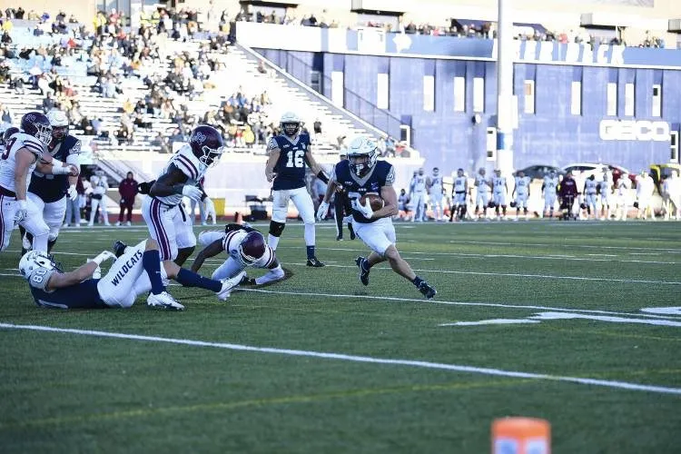 UNH football ends season to Holy Cross in second round of FCS playoffs