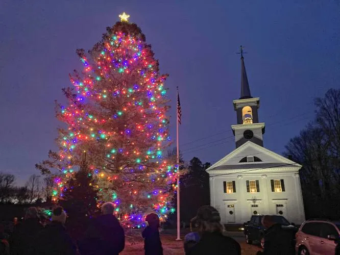 Francestown holds Christmas tree-lighting