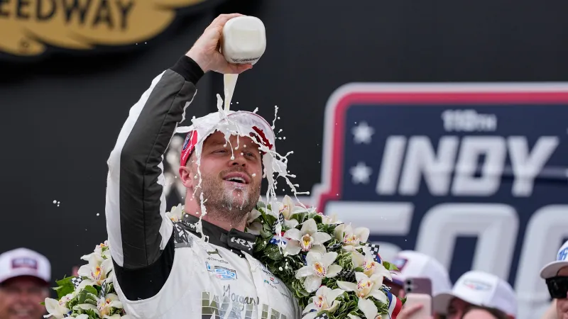 Late pass makes closest Indy 500 win in history