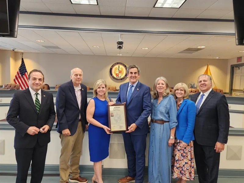 Commissioners Honor Kelly Stephens on Housing Authority Retirement