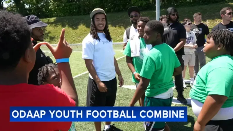 Makai Lemon brings his expertise to football clinic in Germantown