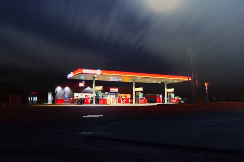 Average N.J. gas price dips below $4 per gallon