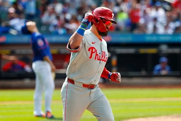 Phillies' Kyle Schwarber joins Home Run Derby, one slot left