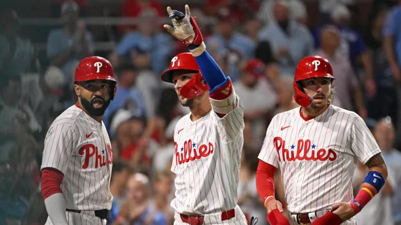 Trea Turner makes up for fielding woes with 2 HRs, 5 RBIs to lead P...