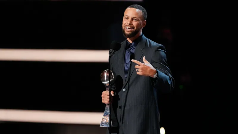 Stephen Curry to have dedicated exhibit at Basketball Hall of Fame