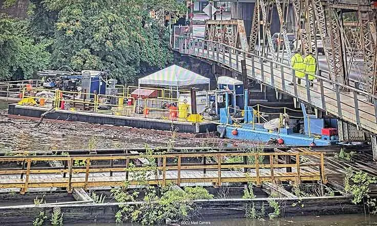LPD: Loose barge hits DeJessa bridge; no damage or injuries reported