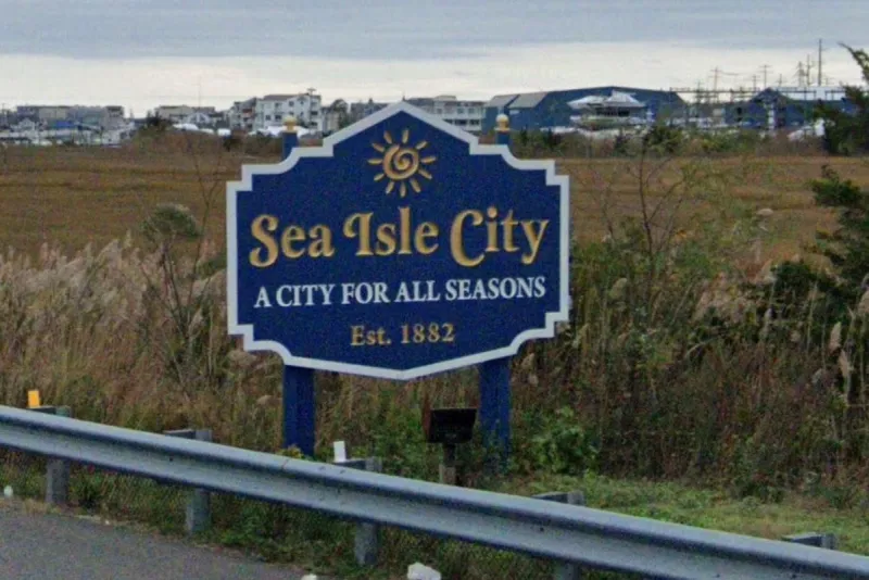 2 Sea Isle City Police Officers Injured During Attempted Arrest