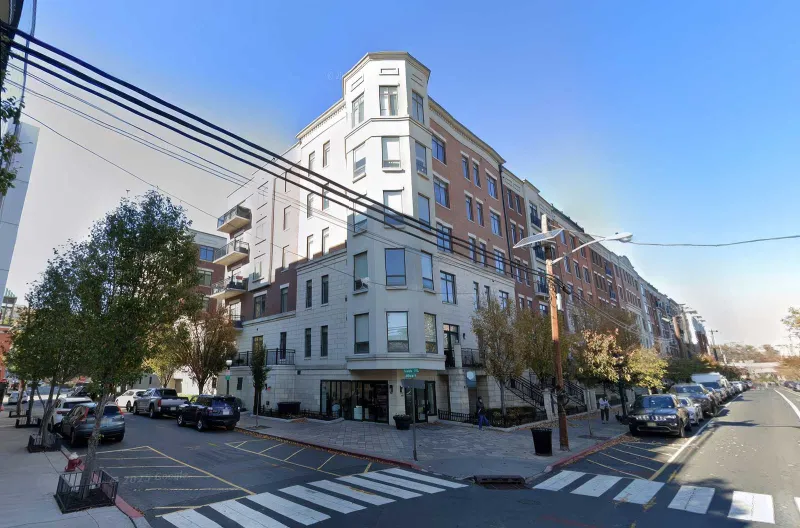 Luxury Apartment Complex Sells in Uptown Hoboken