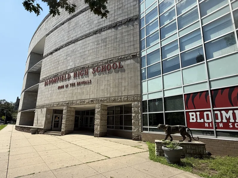 Student Group Pushes For Bloomfield HS to Start School Day Later