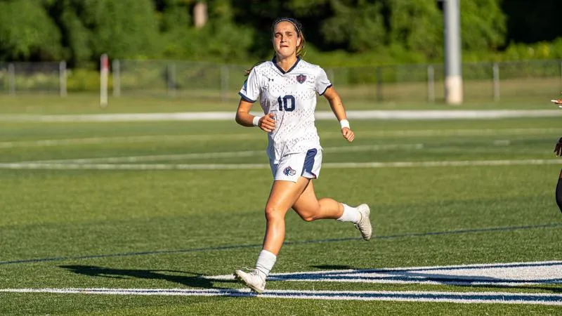 Martinez Named Player to Watch by United Soccer Coaches