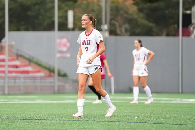 Stuart Earns America East Rookie of the Week