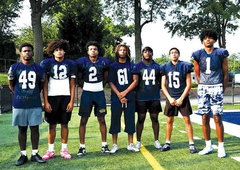 Belleville looks to defend division title with several new faces