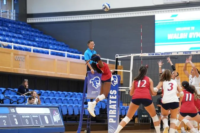 Highlanders Fall to Illinois State in Straight Sets Saturday Afternoon