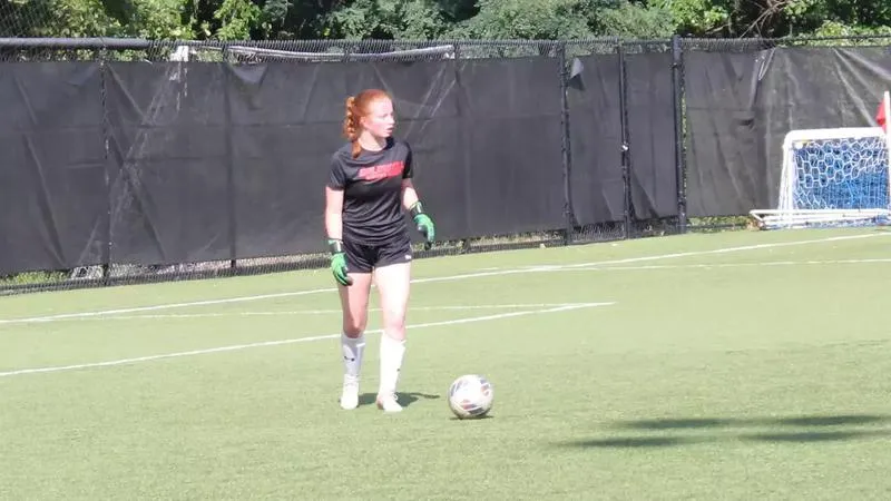 Sullivan Stops Four, Women's Soccer Falls at Queens