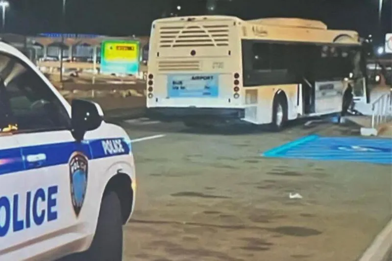 13 injured, 3 seriously, in Newark Airport bus crash