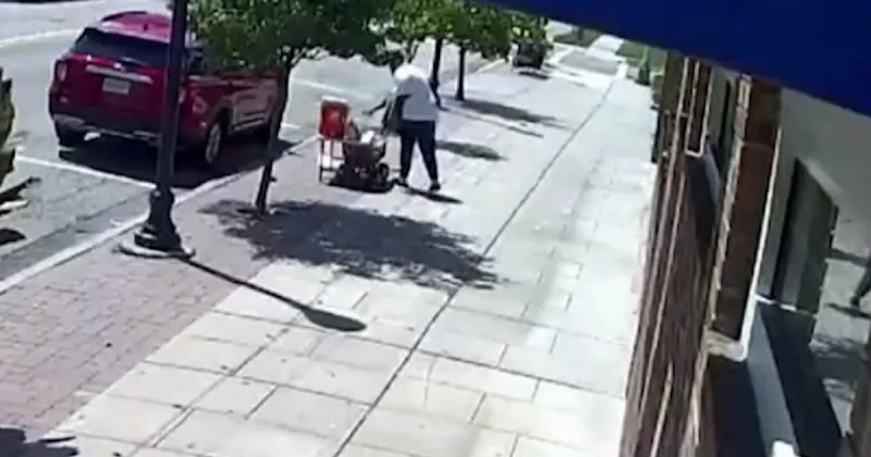 Video shows man stealing money from kids' lemonade stand in New Jersey