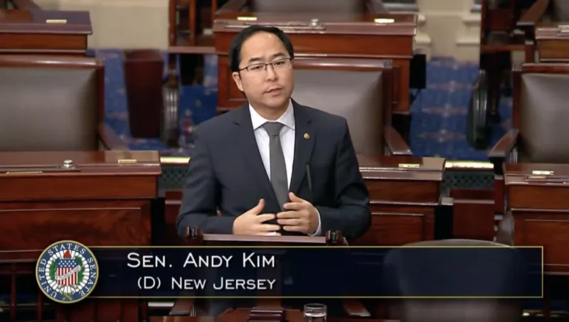 Senator Kim Visits Warren County to Talk Healthcare and Jobs