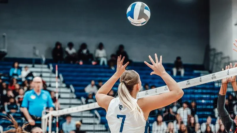 Pruvost Paces Peacocks as Volleyball Falls Short to Delaware State in Home Opener