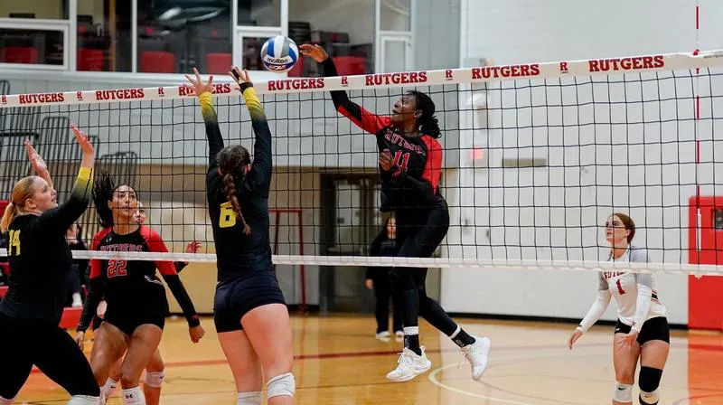Women's Volleyball wins home and season opener over Widener, 3-1