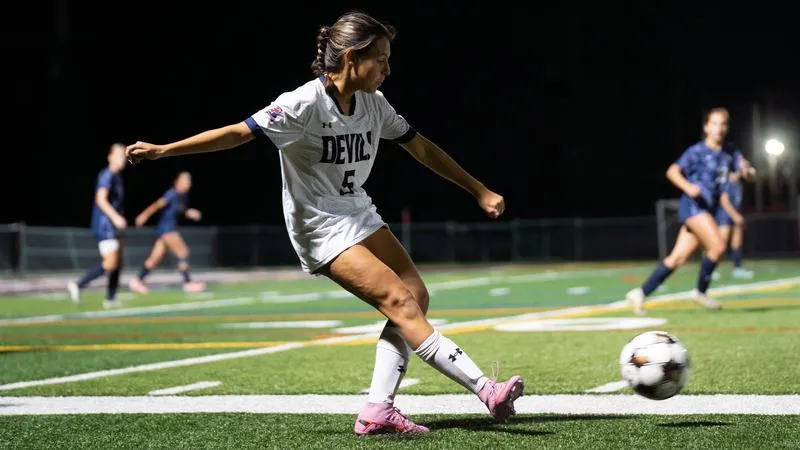 Women's Soccer Wins Home Opener in Shut out, 6-0