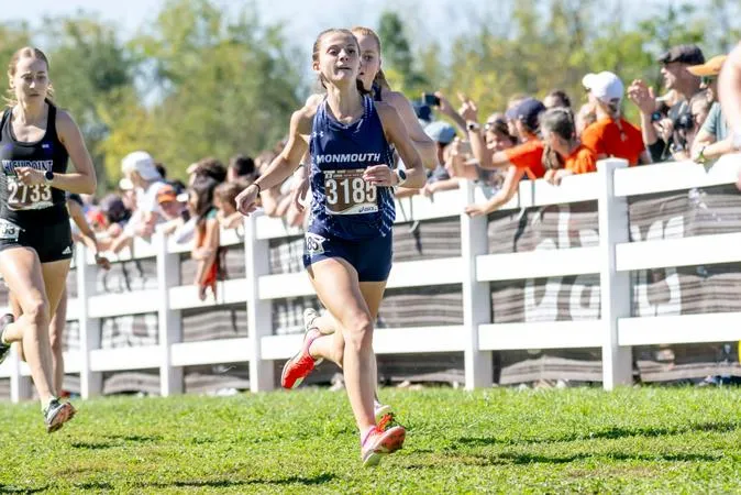 Monmouth Cross Country Kicks Off 2026 Season With Pair of Top Five Team Finishes