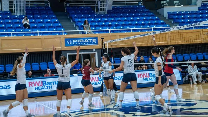 Deguzman Double-Double Helps FDU Secure Win Over Iona