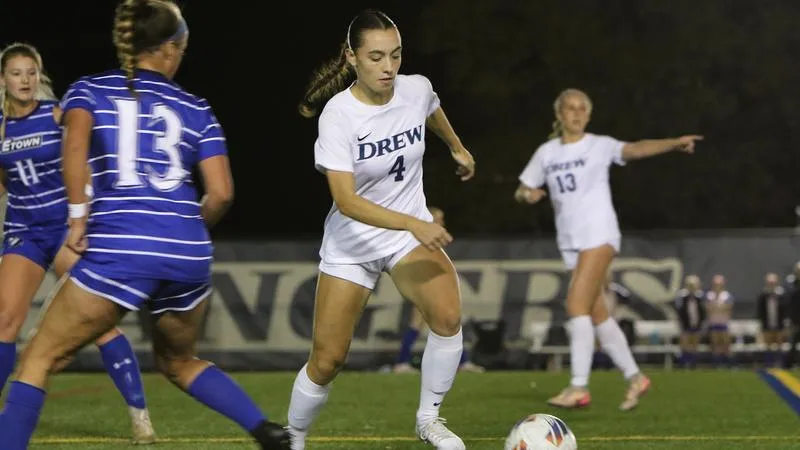 Women's Soccer Ties RPI in Season, Home Opener
