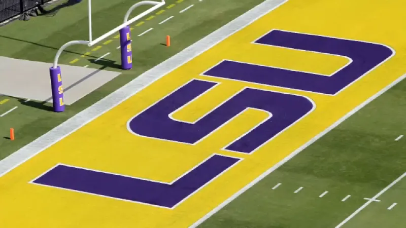 Sources: LSU completes roster without adding ex-NFL players