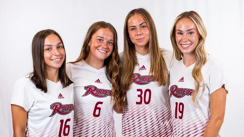 Women's Soccer Returns Home for Metro Home Opener Against Siena