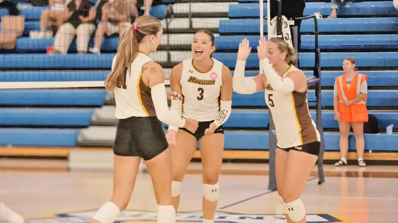 Chadwick, Smart Key Volleyball to 3-0 Sweep of Widener at Knights Invitational