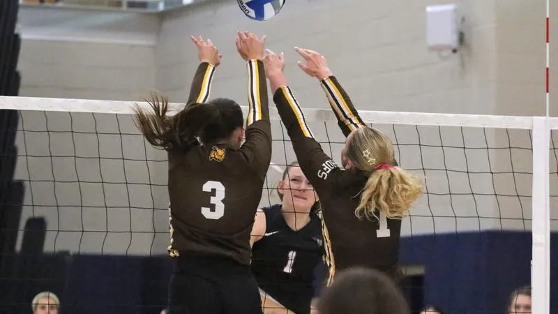Volleyball Takes Down Arcadia and Ursinus in a Pair of Sweeps to Cap Play at Neumann Knights Invitational