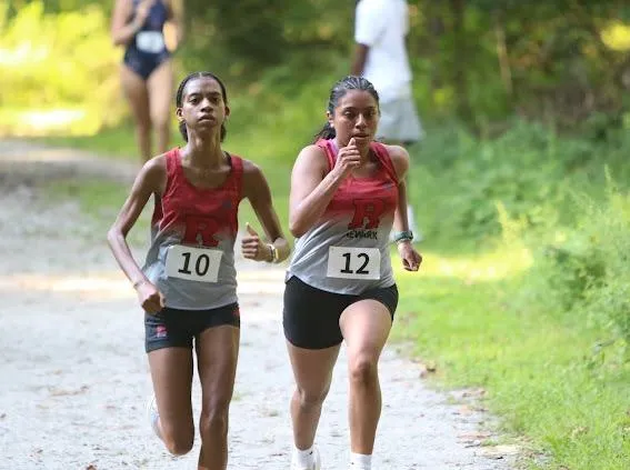 Lopez Leads Women's Cross Country at Back to the Bowl Invitational