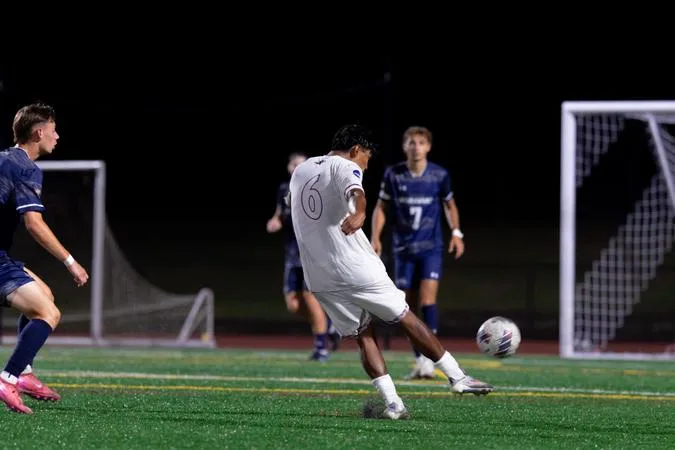 PEREZ SCORES AS ROADRUNNERS PLAY TO 1-1 DRAW WITH MARYWOOD