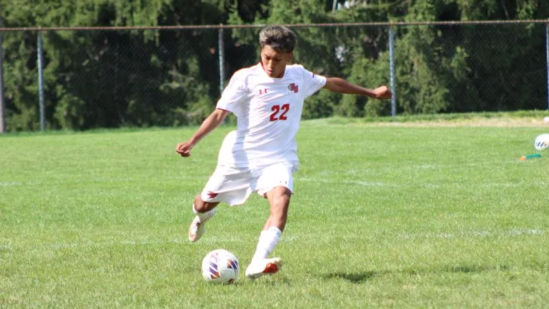 Men's Soccer Falls, 1-0, to UDC