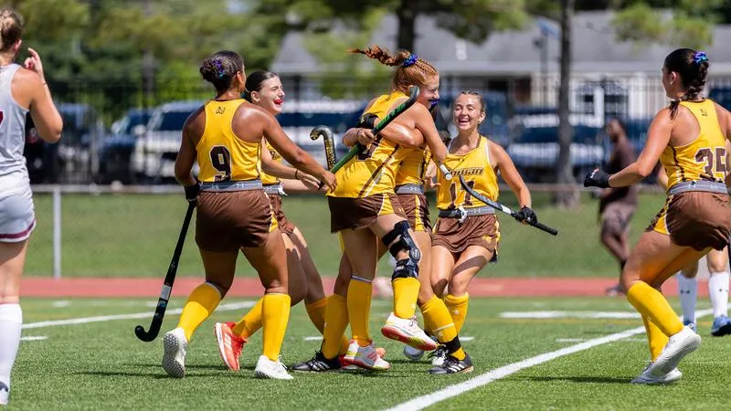 Five Fourth-Quarter Goals Powers #24 Field Hockey to a 7-0 Win Over Muhlenberg