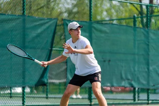Men's Tennis Takes Four Matches During Opening Day of Haverford/Swarthmore Invitational