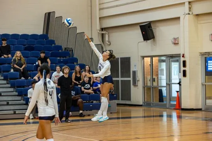 Cyclones Battle Cairn in Home Match