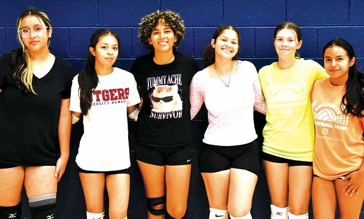 Belleville girls volleyball remains upbeat after up-and-down start