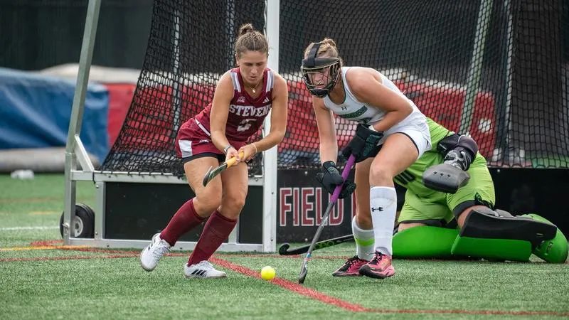 No. 9 Field Hockey Dominates 2-1 Victory Over New Paltz