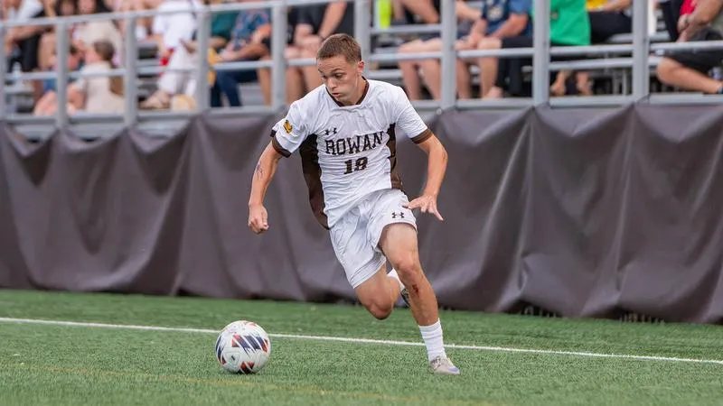 McGillen, Grozinski Power #5 Men's Soccer to 7-0 Win at Manhattanville