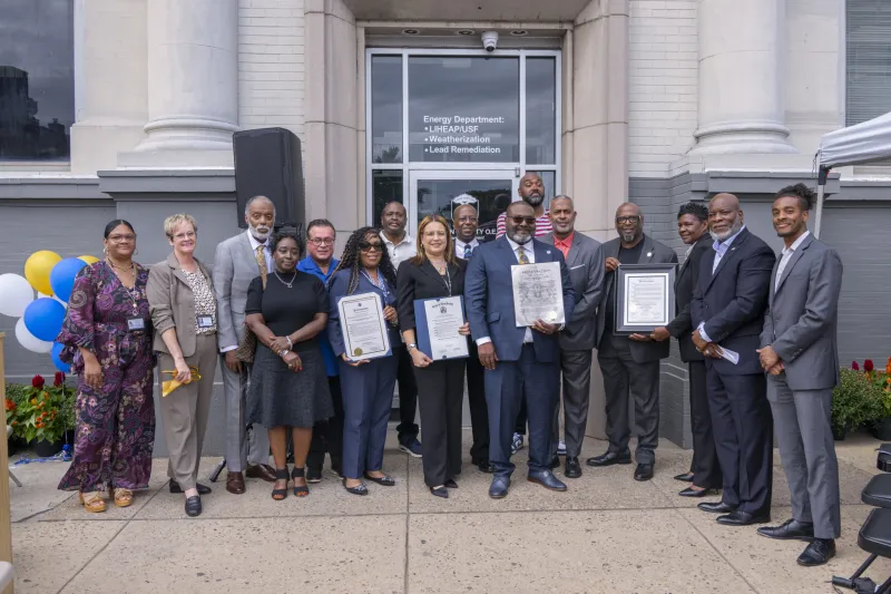 Commissioner Al Dyer attend ribbon cutting of Camden County Council on Economic Opportunity