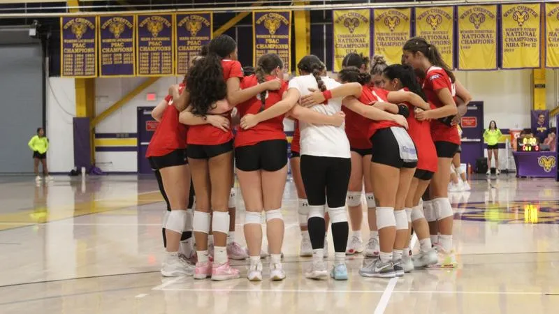 Enabosi, Gatz, Rudolph Co-Lead in Kills, Volleyball Bows at Southern Connecticut