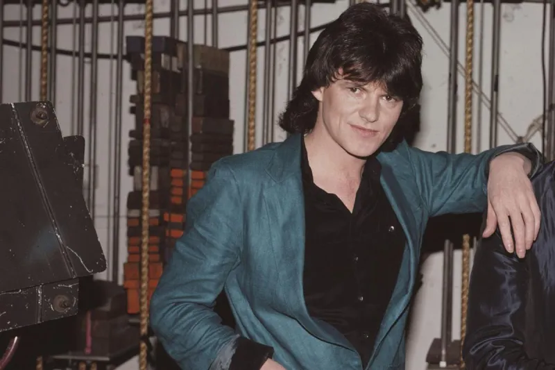 Peter Byrne, Singer From '80s Synth-Pop Duo Naked Eyes, Dies at 74
