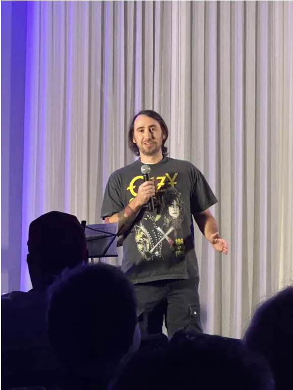 Comedy night fundraiser turns laughter into scholarships